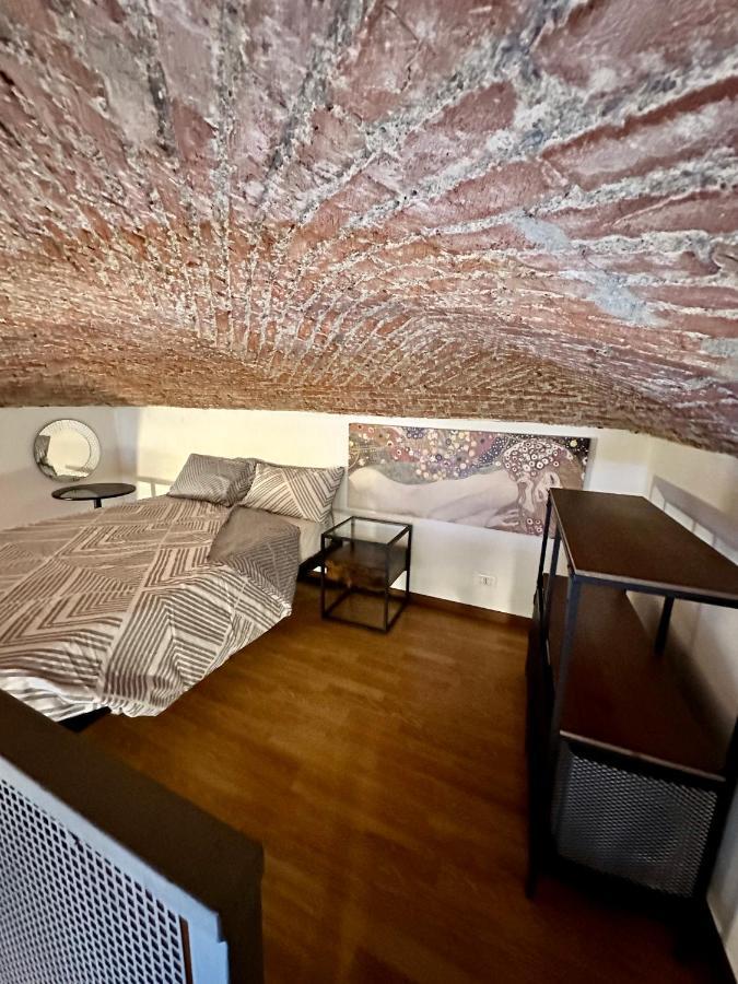 Casa Santa Chiara - Vicino Porta Susa F.s. *